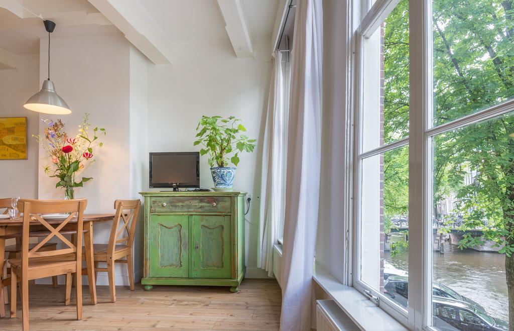 Canal View Amsterdam Apartment Екстериор снимка